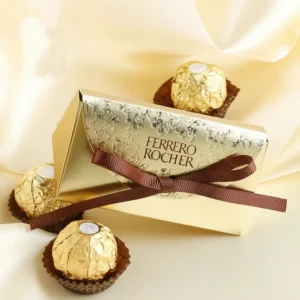 boîte invitée de deux ferrero rocher